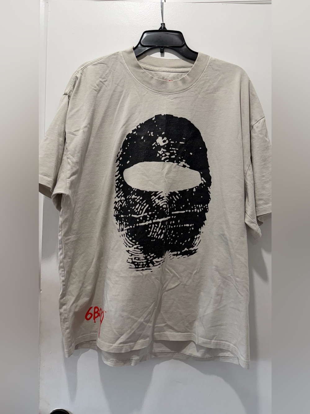 6boro  Men's Cream Graphic Short-Sleeve Tee with Black Mask Print